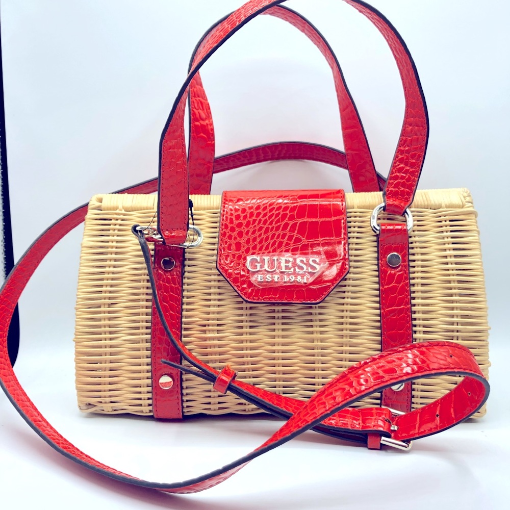 Guess Crossbody Bag! NEW!